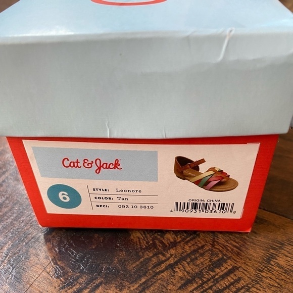 Cat & Jack Girls Sandals, Tan Color, Size 6 - Picture 9 of 11